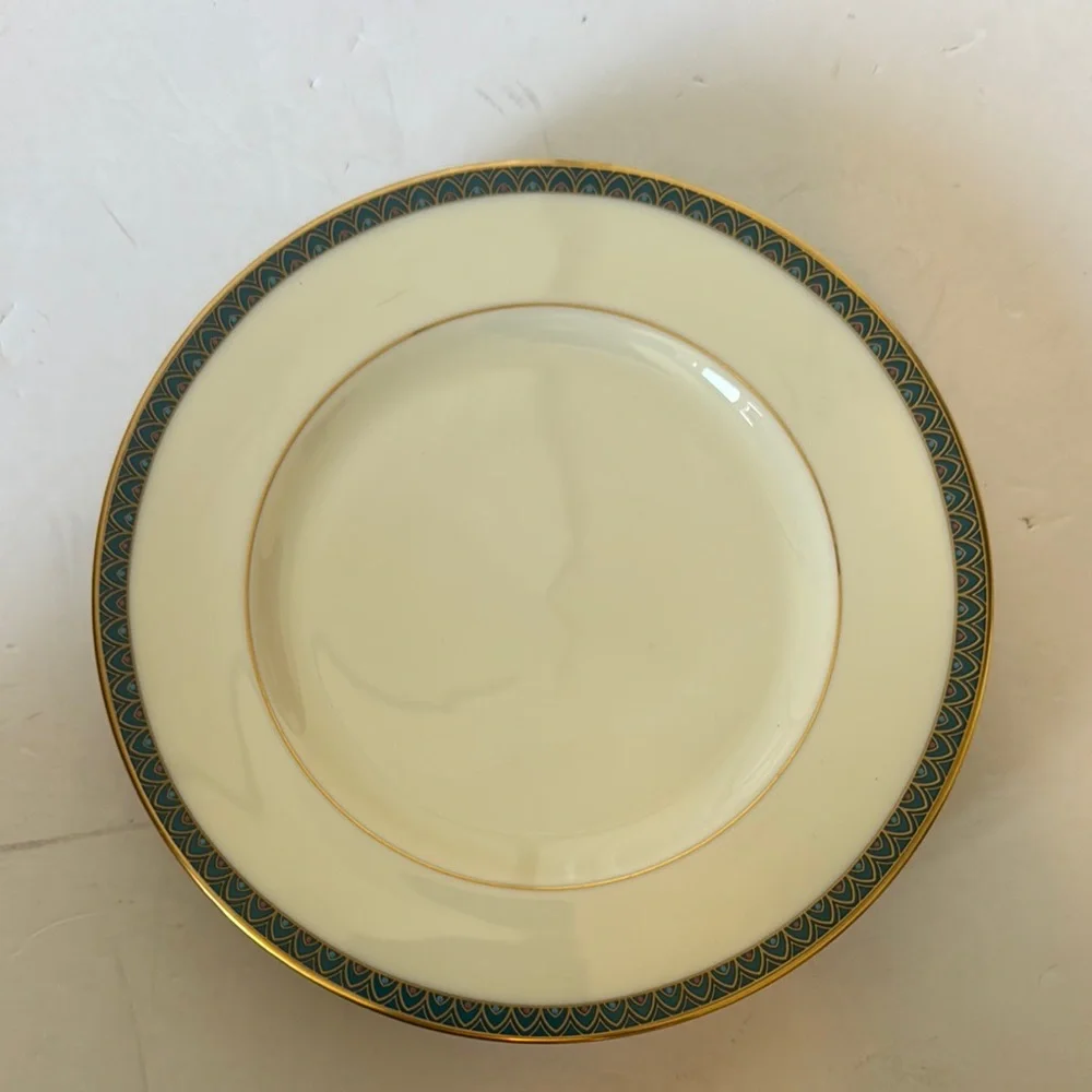 Lenox Patriot gold trim 6 piece cup plates set